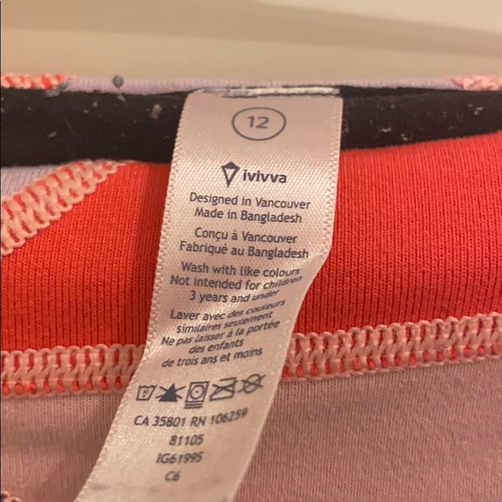ivivva cropped leggings size 12 - Picture 2 of 3